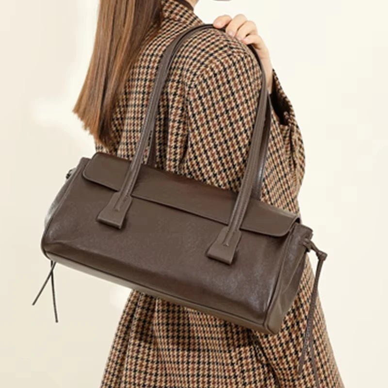 Nora Leather Baguette Bag - Laluva