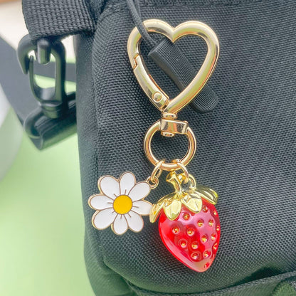 Strawberry daisy beaded charm - Laluva